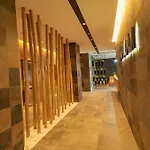 Andon Lapa & Hotel Sarandë