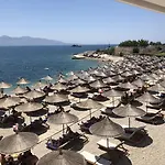 Andon Lapa & Hotel