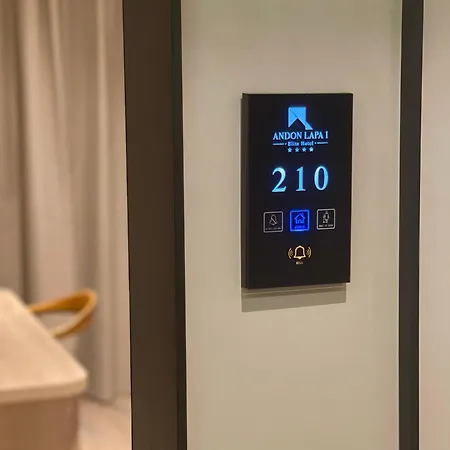Ξενοδοχείο Andon Lapa & 4*
