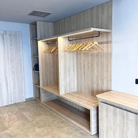 Andon Lapa & 4* Sarandë