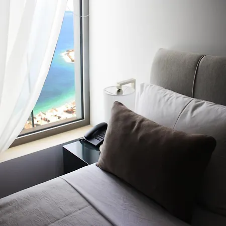 Andon Lapa & Sarandë