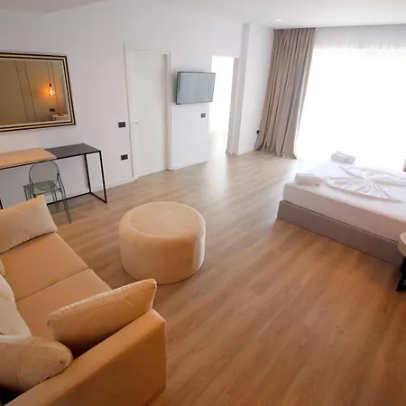 Andon Lapa & 4*