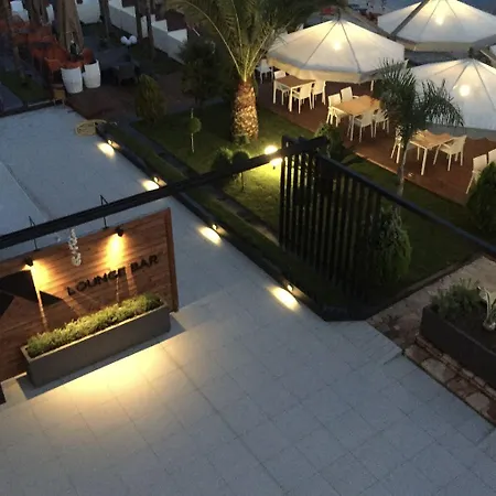 Отель Andon Lapa & 4*