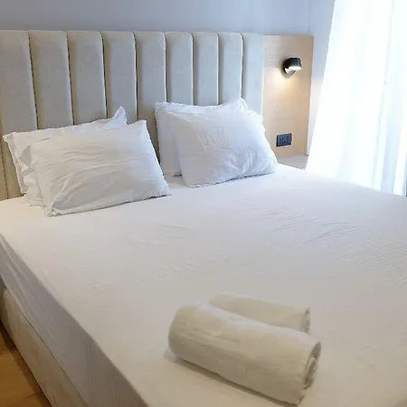 Andon Lapa & Саранда