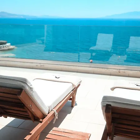 Andon Lapa & Hotel Sarande