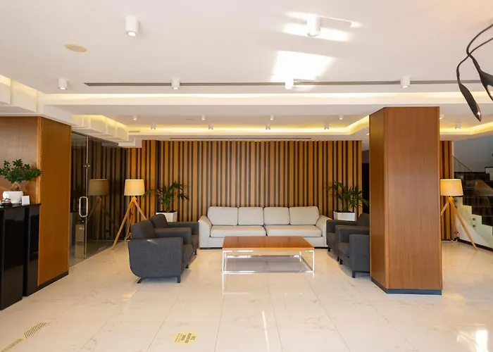 Andon Lapa & Hotel 4*