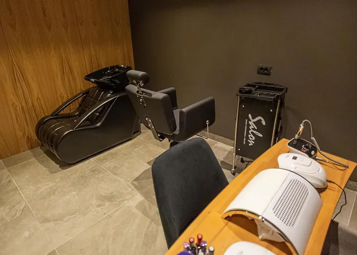 Andon Lapa & Hotel 4*