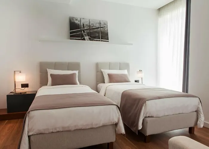 Andon Lapa & Sarande