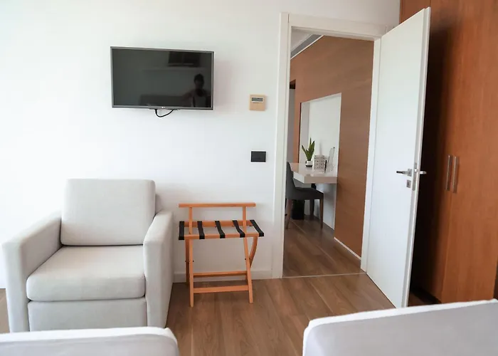 Andon Lapa & Hotel 4*